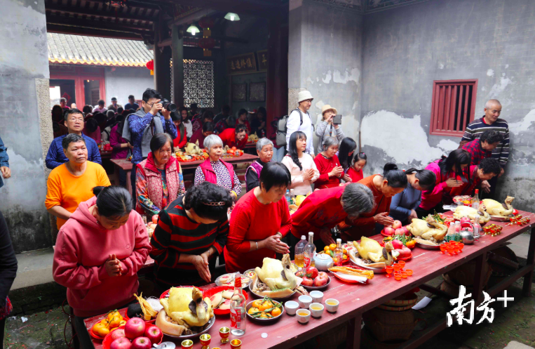 深圳最大客家围屋千人祭祖,已传承200多年