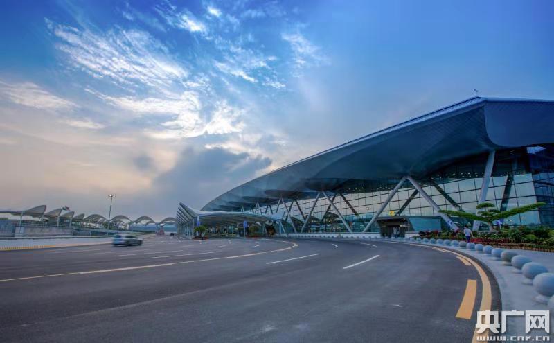 广州白云机场启动三期扩建前期工作