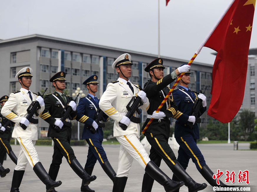 解放军仪仗队走出国门将参加墨西哥庆典阅兵--全球华语广播网