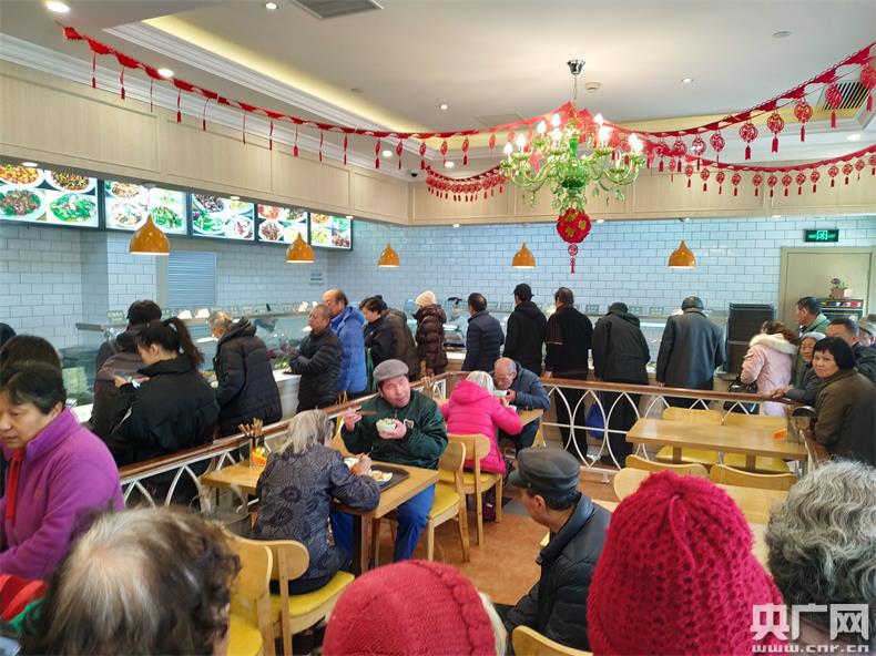 今年上海市政府6项养老服务实事项目出炉"社区助餐服务网络"将成"