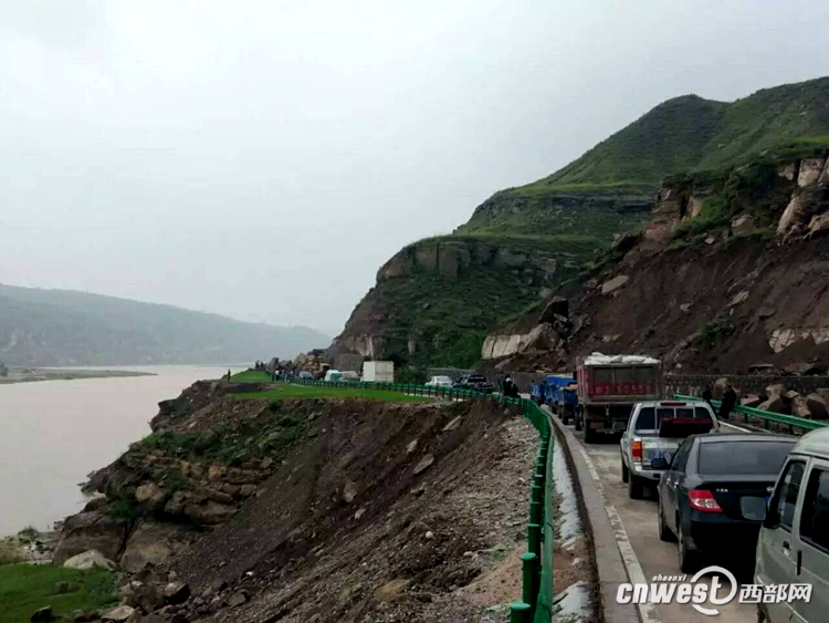 沿黄公路带火区域自驾游 家门口也能骑行穿越看美景