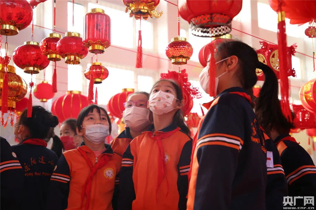 天津市岳阳道小学多种形式庆祝元宵佳节